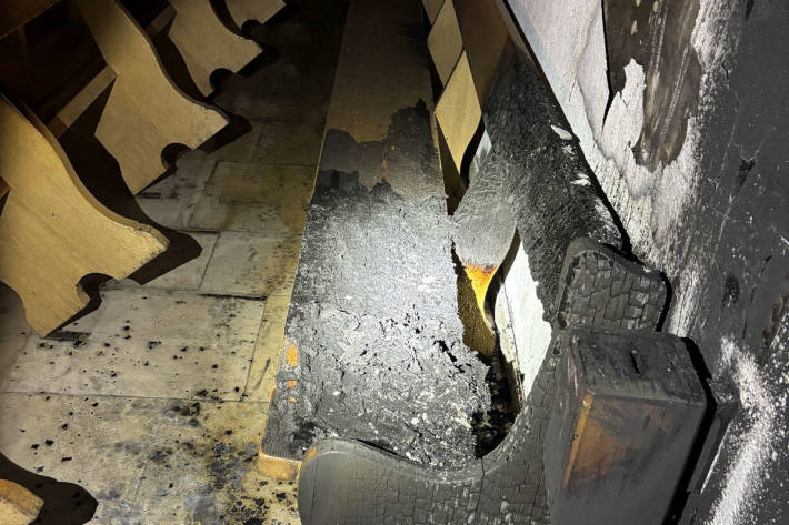 Ein 36-Jähriger wurde nahe der Kirche festgenommen.