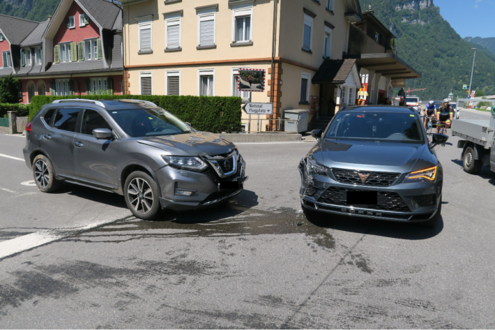 Beim Unfall in Mollis GL wurde niemand verletzt.