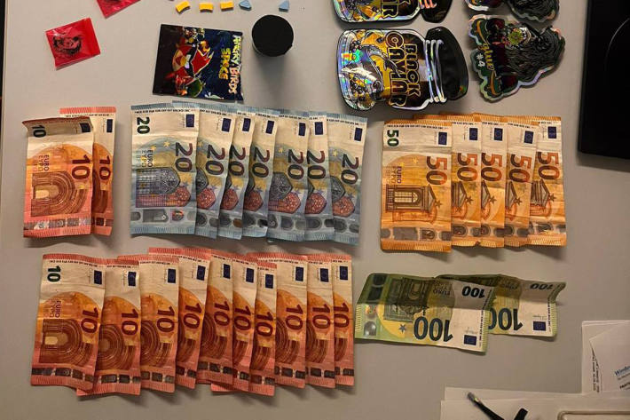Sichergestelltes Geld aus Drogenhandel.