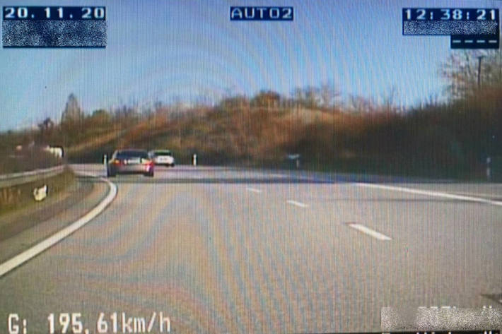 Massiv zu schnell auf der A1 bei Lübeck untergegs