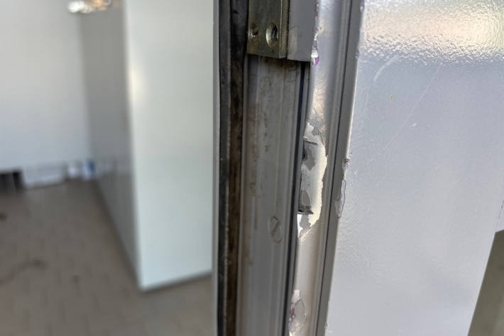 Türrahmen beschädigt