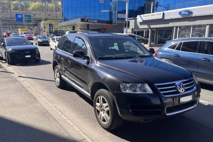 In Neuhausen am Rheinfall ereignete sich ein Unfall. Noch ist unklar wie es dazu kam.