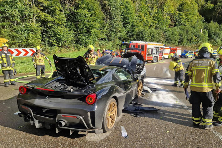 Der Unfall ereignete sich beim Überholvorgang des Ferrari.