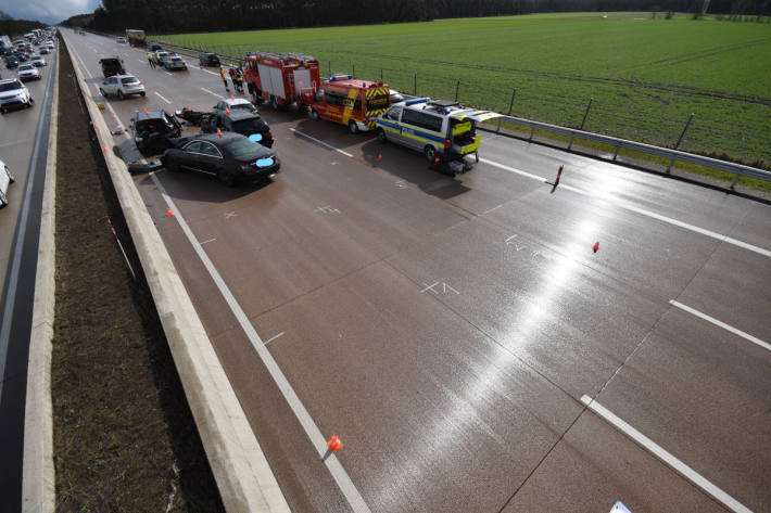 Verkehrsunfall mit tödlichem Ausgang auf der A7