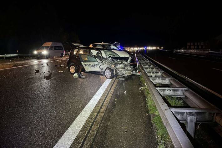 Nach dem Unfall kam es zu Verkehrsbehinderungen