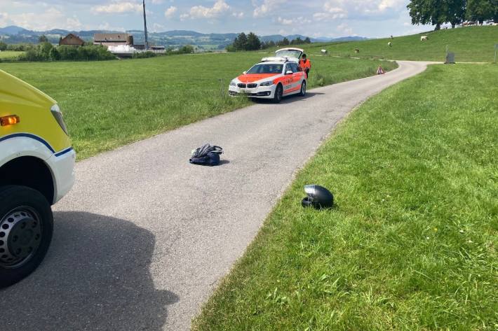 In Gossau SG verletzte sich gestern ein 17-Jähriger mit dem Motorrad.