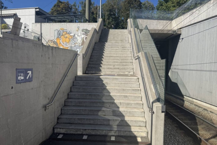 Der verletzte Jugendliche wurde ins Spital gebracht.