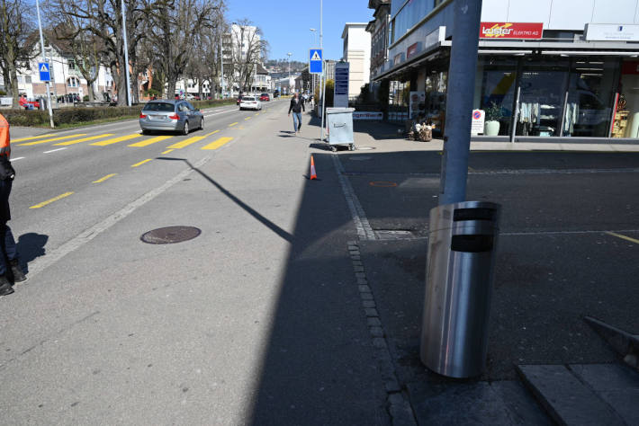 Fussgängerin von Lieferwagen angefahren
