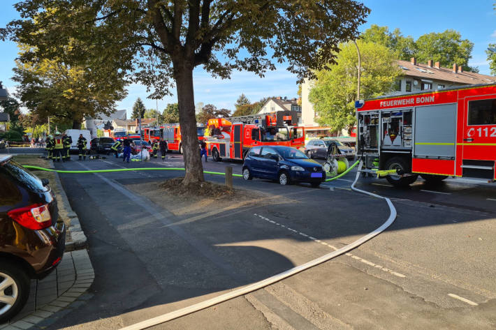 Bewohner stirbt bei Wohnungsbrand in Bonn-Pennenfeld