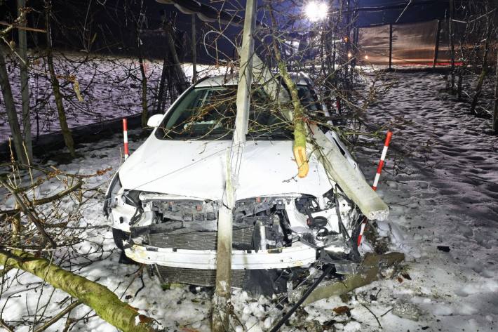 Der Autofahrer musste den Führerschein an ort und Stelle abgeben.