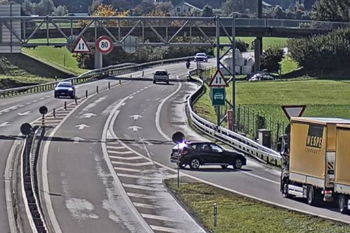 Dank der schnellen Reaktion des Chauffeurs konnte ein Unfall vermieden werden.