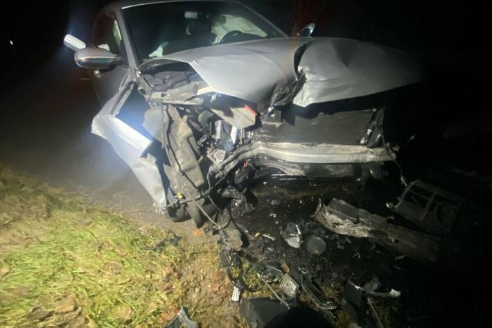 Das Auto wurde stark beschädigt
