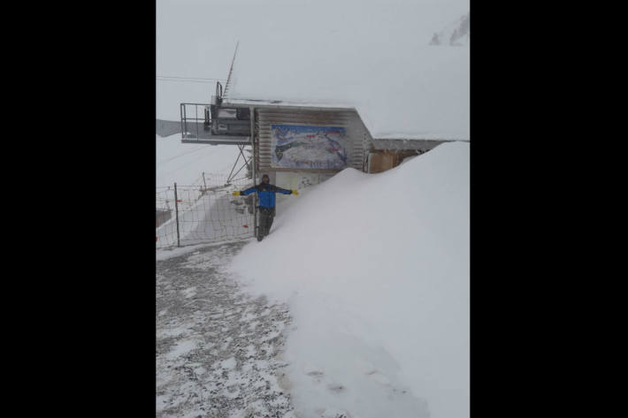 Schnee auf dem Gumen