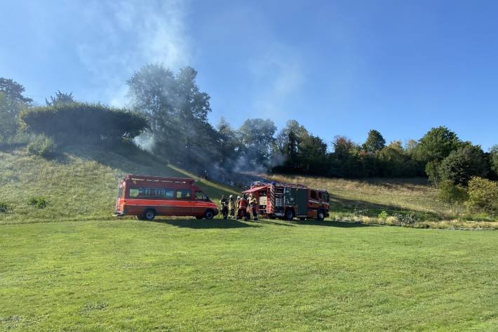 Beim Brand in Münchenstein in Basel-Land war ein abgefeuertes Feuerwerk der Auslöser.