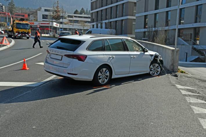 In Chur GR ist ein Personenwagenlenker verunfallt.