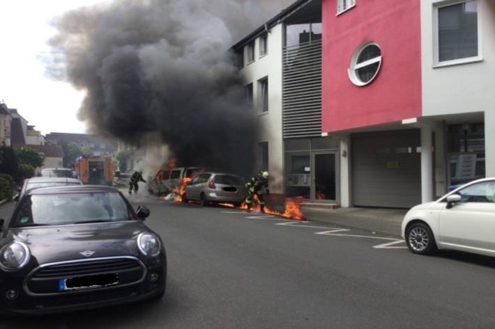 PKW-Brand in Bonn