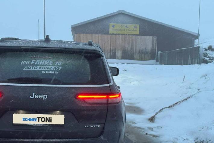 Ab sofort gilt auf dem Klausenpass Wintersperre.