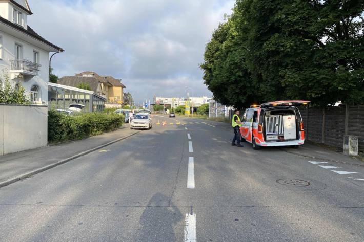 In Gebenstorf AG ist ein Fussgänger von einem BMW erfasst und schwer verletzt worden.