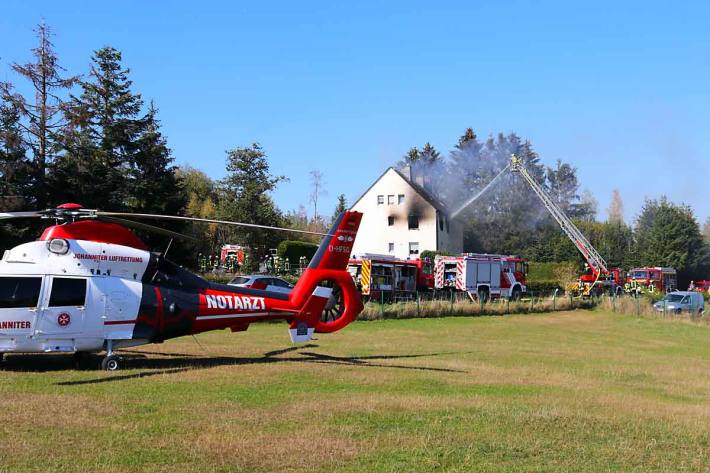 Am 22.09.2020 wurde der Polizei Prüm ein Küchenbrand in einem Mehrfamilienhaus in Hallschlag, Ortsteil Kehr gemeldet