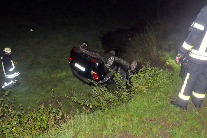 Mit Auto überschlagen bei Radevormwald