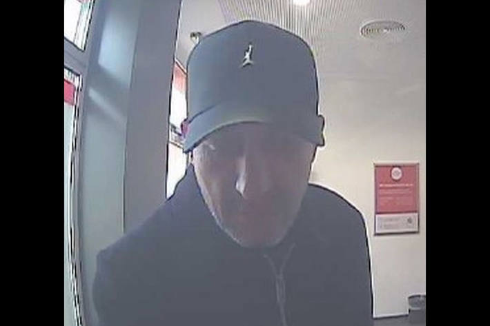 Über 40 Abbuchungen tätigte der Dieb mit der Karte.