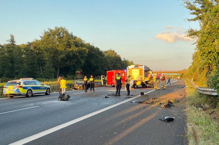 Die A2 in Fahrtrichtung Berlin war mehrere Stunden voll gesperrt.