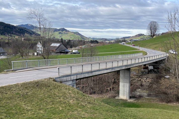 Die Ibachbrücke der Brülisauerstrasse im Februar 2024