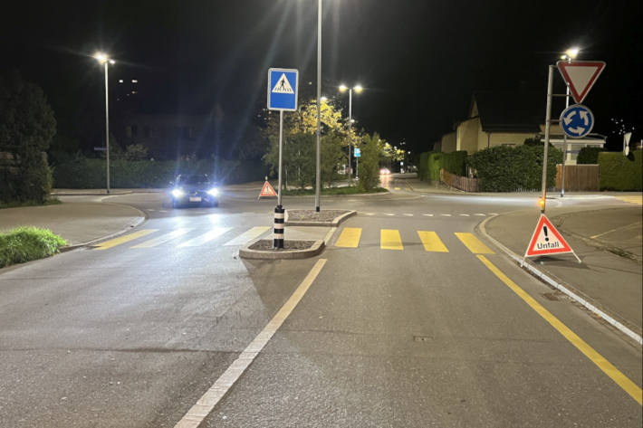 Der verletzte Velofahrer wurde ins Kantonsspital Graubünden gebracht.