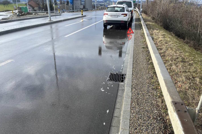 Schmutzwasser in den Schacht gelaufen