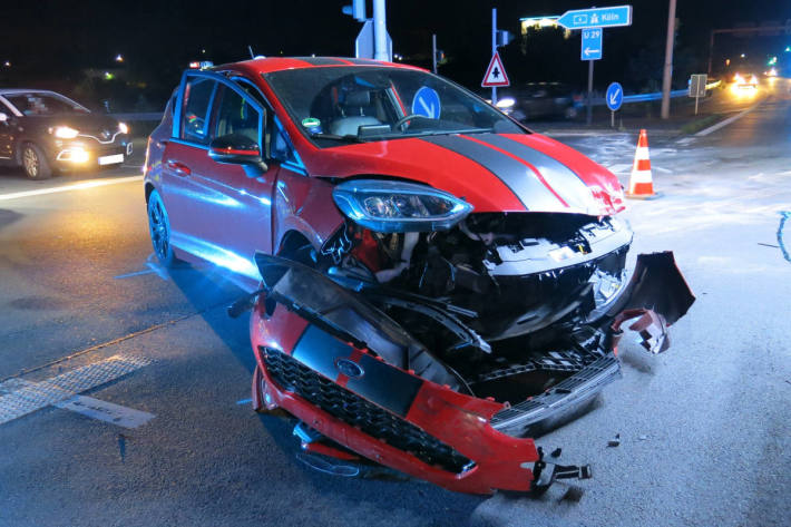 Unfallfahrzeug in Düren