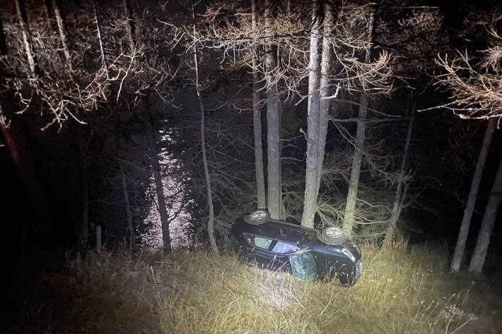 Der Mann konnte das Auto unverletzt verlassen