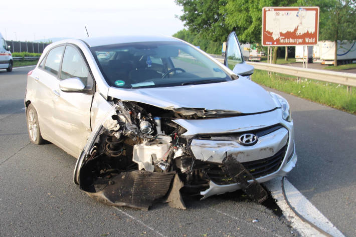 Angetrunken und unter Drogen Unfall beim Überholen gebaut