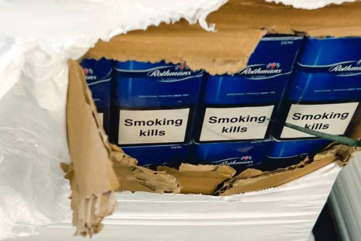 Auf den Paletten sollten Handläufe verpackt sein.