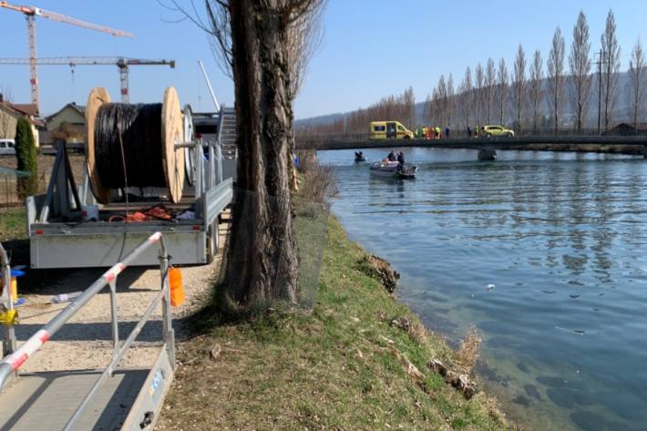 Tragödie in Winznau SO an der Aare. Zwei Personen ertrinken!