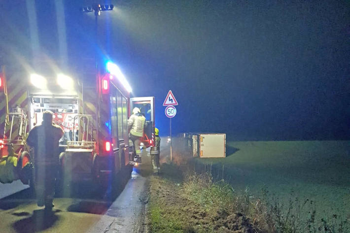 Betrunkener Lkw-Fahrer verunfallt