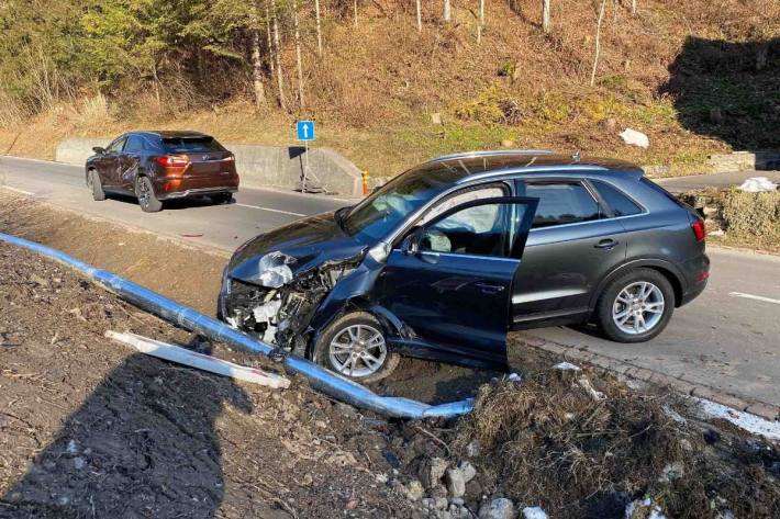 Beim Unfall verletzte sich eine Person.