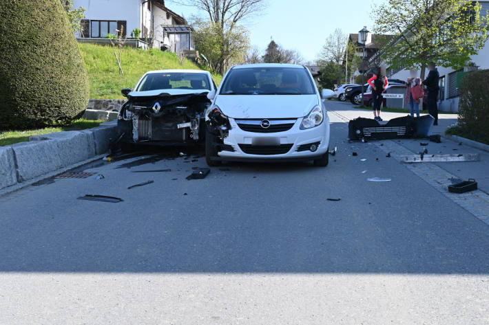 Sachschaden bei Verkehrsunfall in Schellenberg