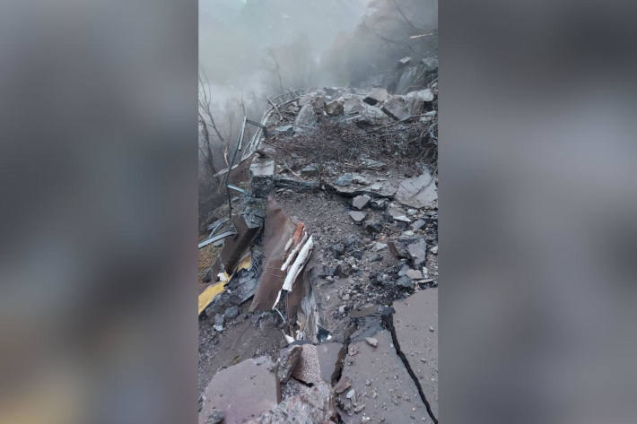 Felssturz versperrt Calancastrasse – Strecke für mehrere Tage gesperrt