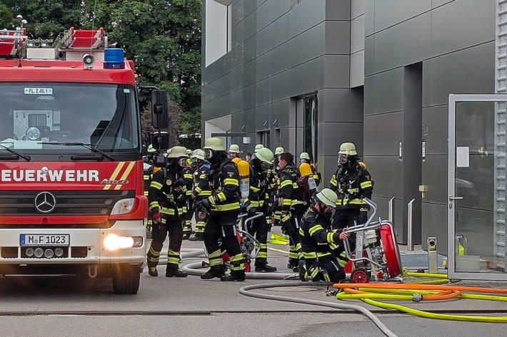 Trotz der starken Rauchentwicklung wurde keine Personen verletzt.