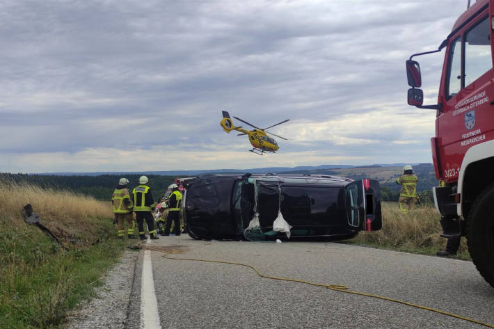 Verkehrsunfall mit verletzter Fahrerin