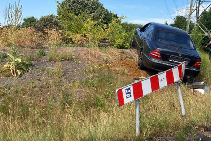 Der Fahrer war alkoholisiert und ohne Kennzeichen unterwegs.