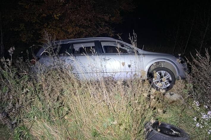 Den PKW hatte der Fahrer erst einen Tag zuvor zugelassen bekommen