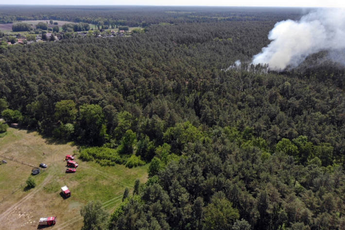 Waldbrand benötigt mehr als 120 Einsatzkräfte 