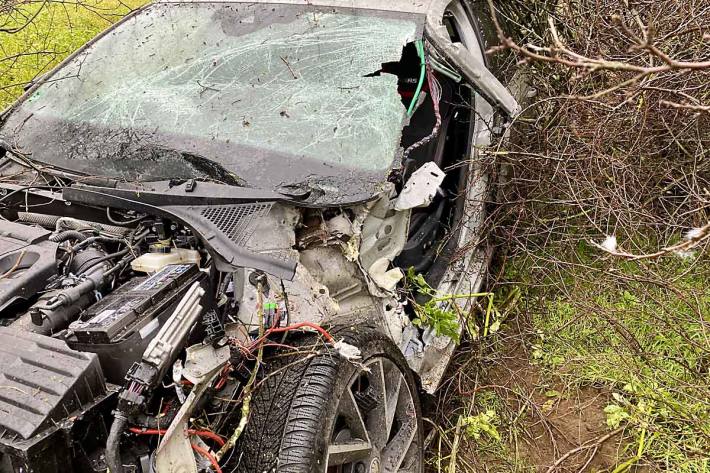 In Alpen war es zu einer Kollision zwischen einem Pkw und einem Lkw gekommen