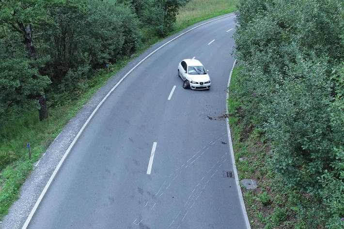 Der Autofahrer war alkoholisiert am Steuer 