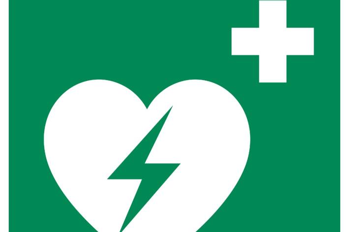 Hinweisschild für Defibrillator (Symbolbild)