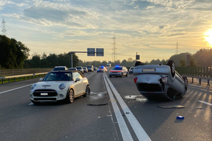 Der Sachschaden beträgt rund 30’000 Franken. 