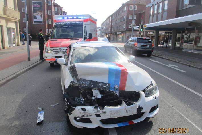 Verkehrsunfall mit drei Leichtverletzten in Wilhelmshaven