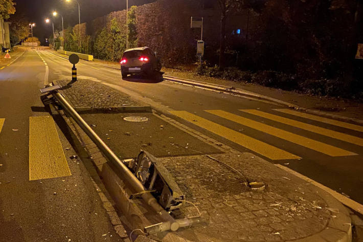 Ohne Führerausweis und unter Alkoholeinfluss Unfall gebaut