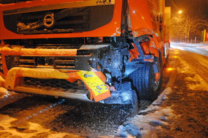 Beschädigter Lastwagen